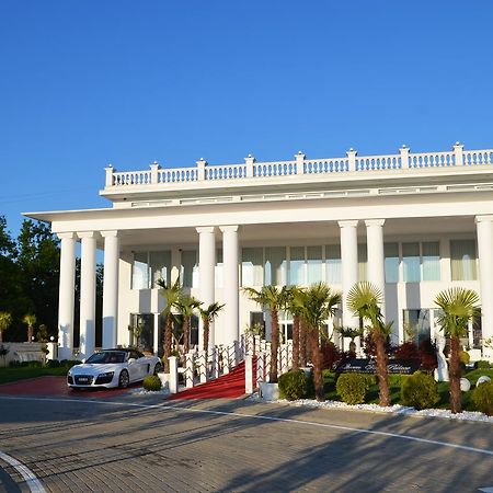 Prilepnica Queen Vali Palace מראה חיצוני תמונה